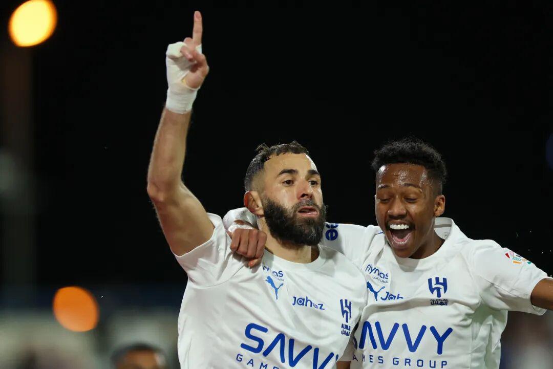 开云-爱游戏-本泽马首秀戴帽，C罗“罢赛”风波升级，沙特联发言人：没有人能决定其球队之外的决策