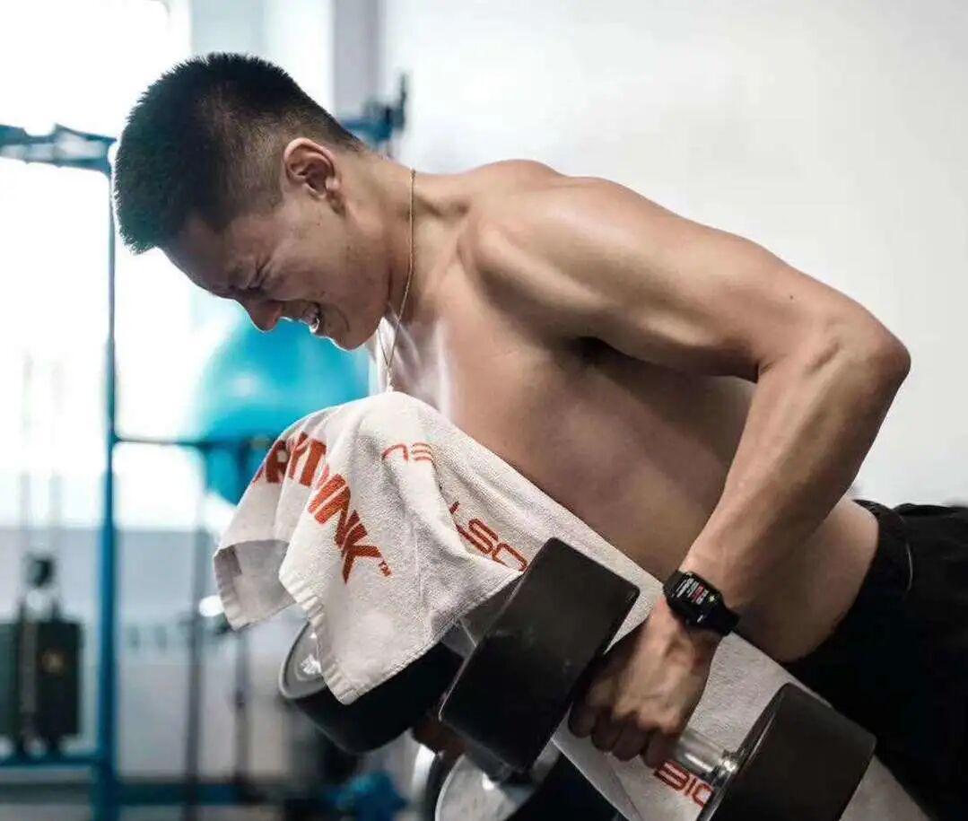 开云体育平台-从综艺选手到国家队功臣，Ben太炸了！上海特意为他做了这个决定…