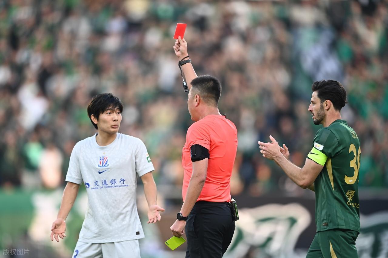 开云-爱游戏-中超第二轮最差阵容出炉！拉唐领衔，红黄牌扎堆，李金羽意外上榜